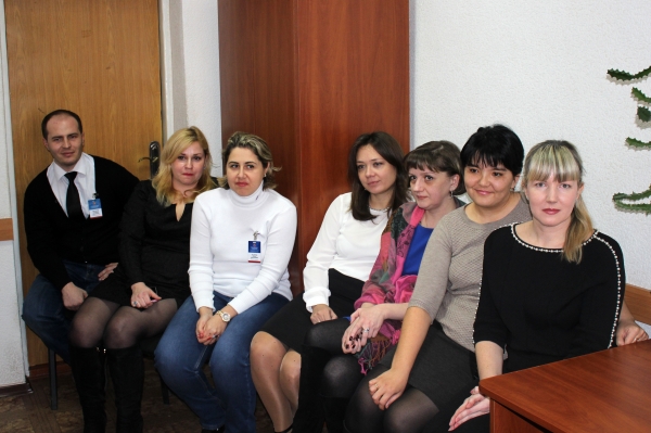 Александр Спиридонов посетил с рабочим визитом территориальные подразделения Госкомрегистра в Феодосии, Керчи и Ленино - «Госкомрегистр»