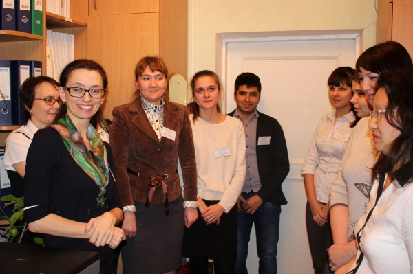 Александр Спиридонов посетил с рабочим визитом территориальные подразделения Госкомрегистра в Феодосии, Керчи и Ленино - «Госкомрегистр»