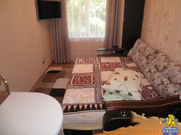 Отдых в Алуште. Однокомнатный номер в тихом месте на парочку Отдых в Крыму 2017 - жильё в Крыму без посредников - «Отдых в Алуште»