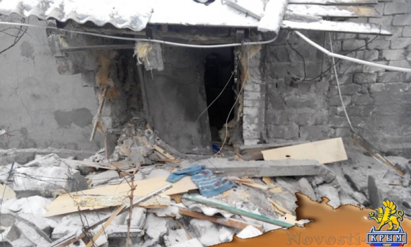 Украинские каратели подвергли ожесточенному артиллерийскому обстрелу мирный луганский город Брянка (ФОТОРЕПОРТАЖ) - «Происшедствия Крыма»