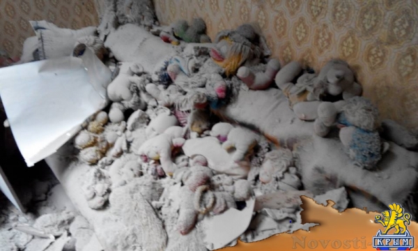 Украинские каратели подвергли ожесточенному артиллерийскому обстрелу мирный луганский город Брянка (ФОТОРЕПОРТАЖ) - «Происшедствия Крыма»