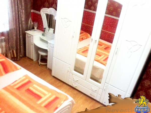 Отдых в Феодосии. Сдаю квартиру для Хороших Людей Посуточно Отдых в Крыму 2017 - жильё в Крыму без посредников - «Отдых в Феодосии»