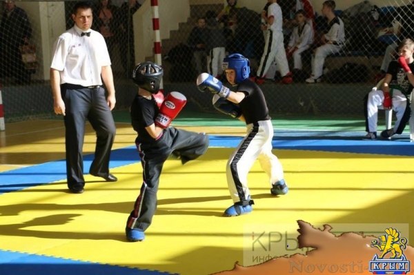 Участники из трёх регионов полуострова стали призёрами Открытого чемпионата и первенства Симферополя по кикбоксингу (ФОТО) - «Спорт Крыма»