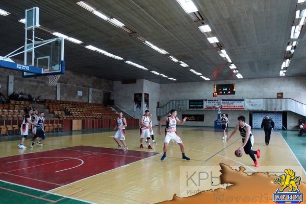 Феодосийские баскетболисты победили юных симферопольцев в чемпионате Крыма с преимуществом почти в 100 очков (ФОТО) - «Спорт Крыма»