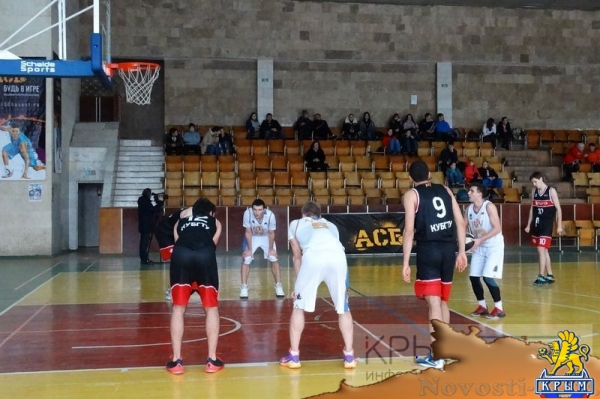 Крымские баскетболисты дважды победили гостей из Краснодара в Студенческой лиге ВТБ (ФОТО) - «Спорт Крыма»