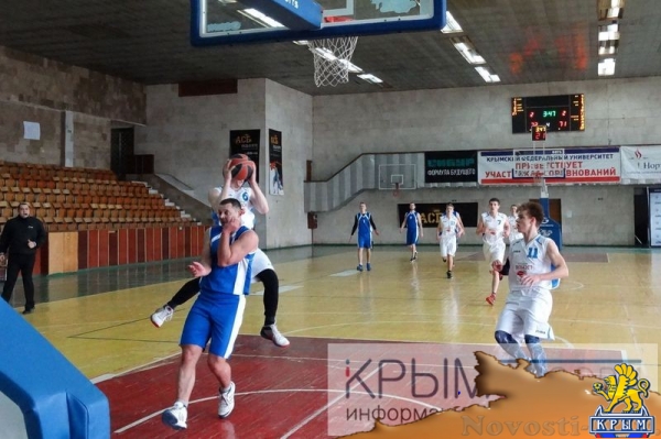 Две команды остались без поражений в мужском баскетбольном чемпионате Крыма (ФОТО) - «Политика Крыма»