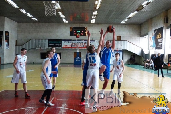 Две команды остались без поражений в мужском баскетбольном чемпионате Крыма (ФОТО) - «Политика Крыма»