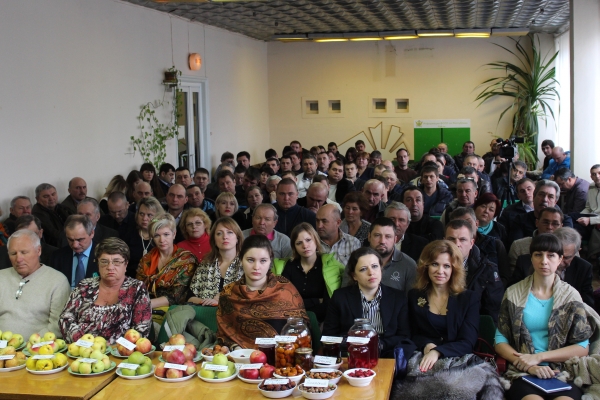 Валентина Кирлица: Процедура оформления земельных участков — одна из наиболее актуальных для крымских сельхозтоваропроизводителей - «Госкомрегистр»