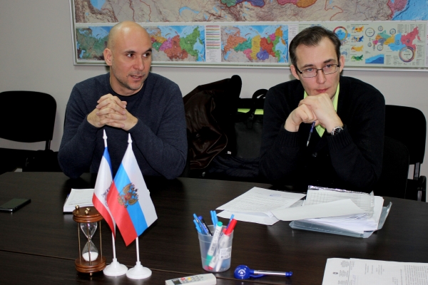 Руководство Госкомрегистра и представители государственного банка РНКБ обсудили вопросы оформления залоговой недвижимости - «Госкомрегистр»