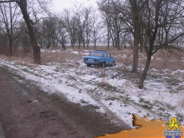 В Керчи задержали малолетних угонщиков автомобилей - «Керчь» В Керчи задержали малолетних угонщиков автомобилей - «Керчь»