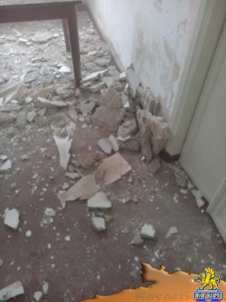 После капремонта дом в Керчи начал разрушаться. Власти не реагируют - «Керчь»