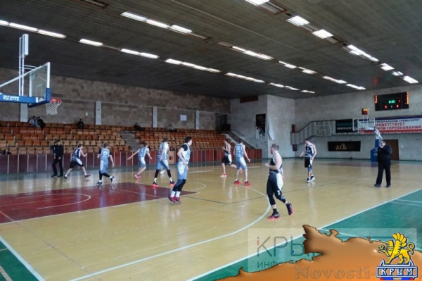 Одна команда осталась без поражений в мужском баскетбольном чемпионате Крыма (ФОТО) - «Спорт Крыма»