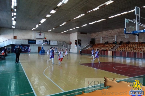 Лидеры женского баскетбольного чемпионата Крыма одержали победы в седьмом туре (ФОТО) - «Спорт Крыма»