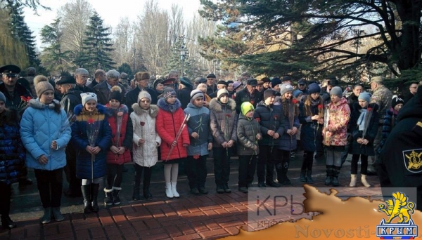 Симферополь празднует День защитника Отечества (ФОТО, ВИДЕО) - «Экономика Крыма»