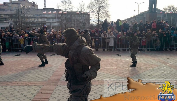 Симферополь празднует День защитника Отечества (ФОТО, ВИДЕО) - «Экономика Крыма»