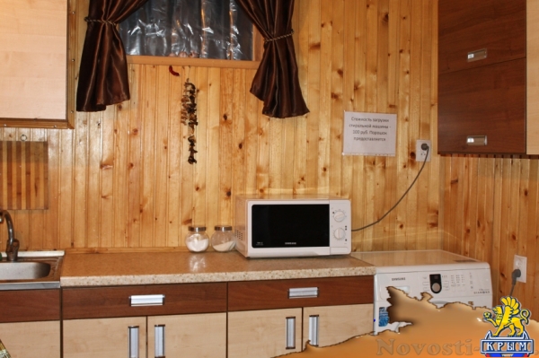Отдых в Судаке. Номер2-х местный в деревянном мини- отеле Отдых в Крыму 2017 - жильё в Крыму без посредников - «Отдых в Судаке»