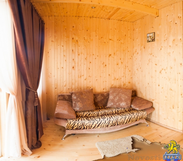 Отдых в Судаке. Номер"Семейный" двухкомнатный в деревянном мини-отеле у моря, Судак Отдых в Крыму 2017 - жильё в Крыму без посредников - «Отдых в Судаке»