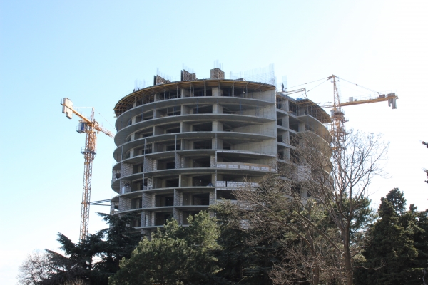 Председатель Госкомрегистра проверил работу госземинспекторов по административному обследованию участков в Приморском парке - «Госкомрегистр»