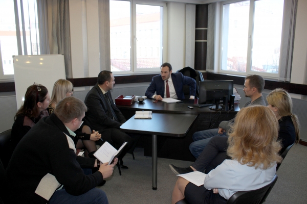 Госкомрегистр предлагает нормативно урегулировать постановку муниципальных и республиканских земель на кадучет без одновременной регистрации права - «Госкомрегистр»