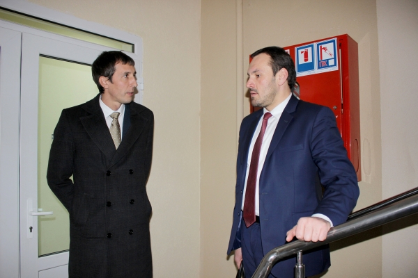 Председатель Госкомрегистра проинспектировал готовность к работе отделов комитета после переезда в новое здание - «Госкомрегистр» Председатель Госкомрегистра проинспектировал готовность к работе отделов комитета после переезда в новое здание - «Госкомрегистр»