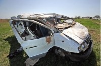 Смертельное ДТП в Крыму: на мокрой дороге Mazda перевернулась в кювет - «Происшествия»