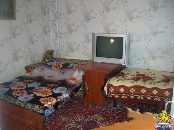 Отдых-эконом в Ялте. Сдается 2-х этажный домик, на 3 двухместных комнаты Отдых в Крыму 2017 - жильё в Крыму без посредников - «Отдых в Ялте»