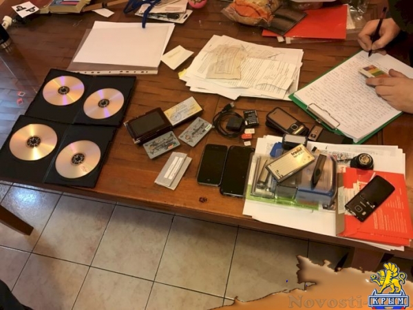 Следком предъявил сотруднику Крымской таможни обвинение в получении взятки (ФОТО) - «Общество Крыма»