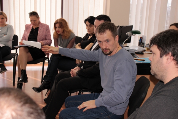 Специалисты Госкомрегистра продолжают работать над оптимизацией процесса постановки на кадучёт объектов недвижимости на территории республики - «Госкомрегистр»