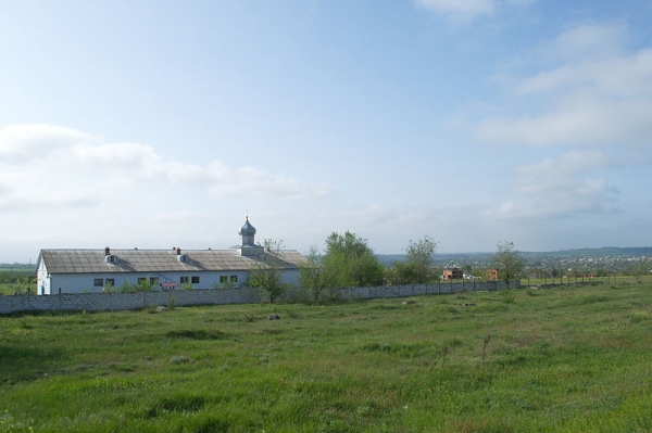 В Госкомрегистре оформили земельный участок под Катерлезский Свято-Георгиевский женский монастырь конца XIX века - «Госкомрегистр»