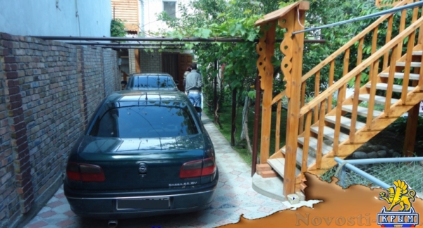 Отдых в Феодосии. Гостевой дом в центре Феодосии Отдых в Крыму 2017 - жильё в Крыму без посредников - «Отдых в Феодосии»