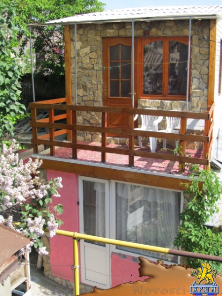 Отдых в Феодосии. Дом без посредников.Центр.Недорого. Адмиральский бульвар,12. Отдых в Крыму 2017 - жильё в Крыму без посредников - «Отдых в Феодосии»