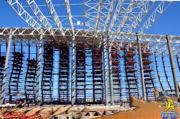 Строители завершили монтаж металлоконструкций главного фасада нового терминала аэропорта Симферополь (ФОТОРЕПОРТАЖ) - «Экономика Крыма»