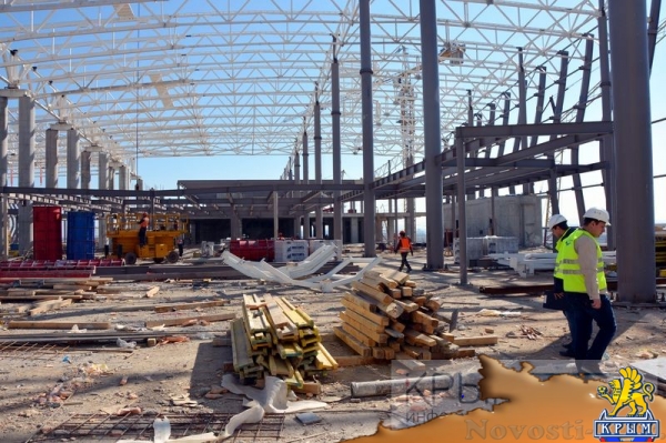 Строители завершили монтаж металлоконструкций главного фасада нового терминала аэропорта Симферополь (ФОТОРЕПОРТАЖ) - «Экономика Крыма»