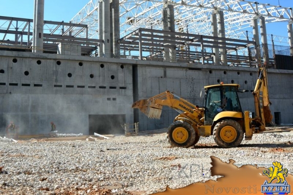 Строители завершили монтаж металлоконструкций главного фасада нового терминала аэропорта Симферополь (ФОТОРЕПОРТАЖ) - «Экономика Крыма»