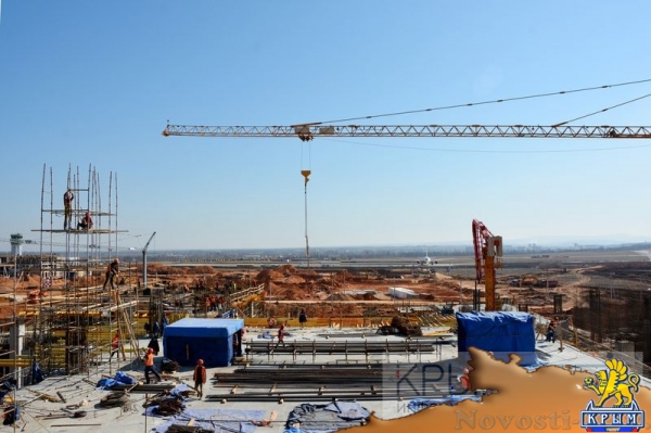 Строители завершили монтаж металлоконструкций главного фасада нового терминала аэропорта Симферополь (ФОТОРЕПОРТАЖ) - «Экономика Крыма»