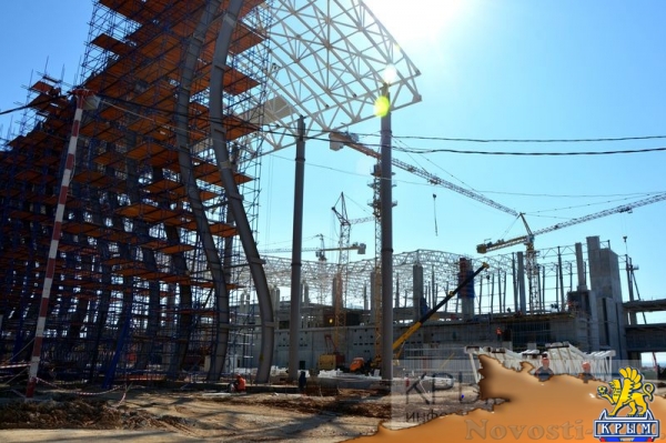 Строители завершили монтаж металлоконструкций главного фасада нового терминала аэропорта Симферополь (ФОТОРЕПОРТАЖ) - «Экономика Крыма»