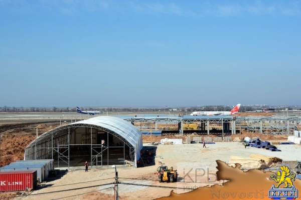 Строители завершили монтаж металлоконструкций главного фасада нового терминала аэропорта Симферополь (ФОТОРЕПОРТАЖ) - «Экономика Крыма»