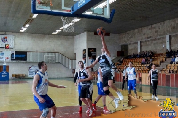 Ялтинская «Волна» стала единоличным лидером мужского баскетбольного чемпионата Крыма (ФОТО) - «Спорт Крыма»