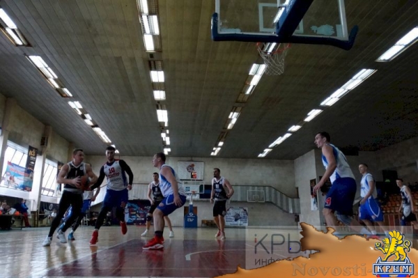 Ялтинская «Волна» стала единоличным лидером мужского баскетбольного чемпионата Крыма (ФОТО) - «Спорт Крыма»