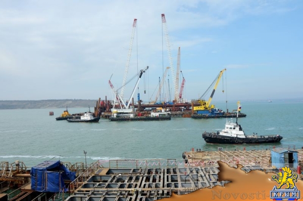 Строительству Крымского моста год (ФОТОРЕПОРТАЖ) - «Возвращение в Россию»