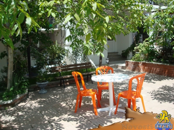 Отдых в Судаке. Гостевой дом "У совы" в Судаке на Бирюзова, 83! Отдых в Крыму 2017 - жильё в Крыму без посредников - «Отдых в Судаке» Отдых в Судаке. Гостевой дом "У совы" в Судаке на Бирюзова, 83! Отдых в Крыму 2017 - жильё в Крыму без посредников - «Отдых в Судаке»