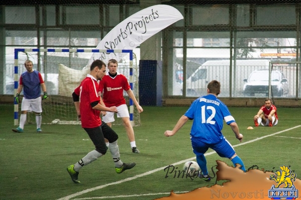 Керченские спортсмены поборолись за награды престижного турнира по мини-футболу - «Керчь»