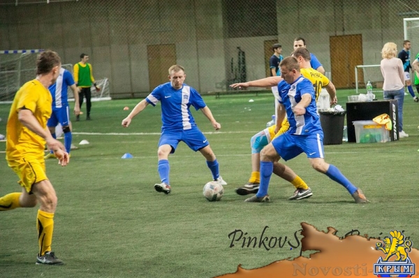 Керченские спортсмены поборолись за награды престижного турнира по мини-футболу - «Керчь»