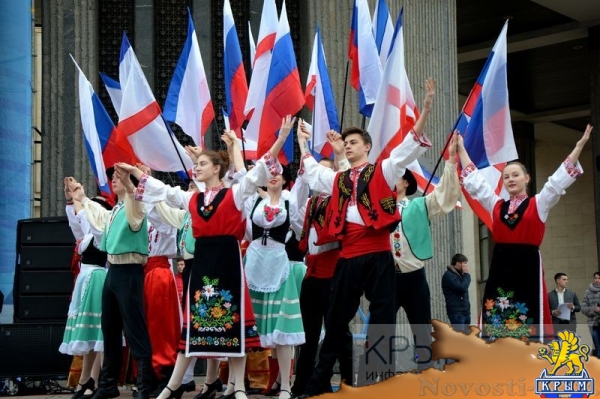 Симферополь отметил третью годовщину Крымской весны (ФОТО, ВИДЕО) - «Общество Крыма»