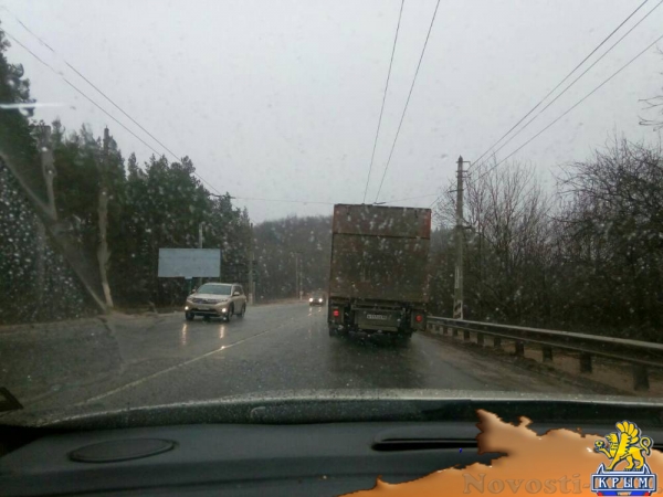 В крымских горах пошел снег (ФОТО) - «Симферополь»