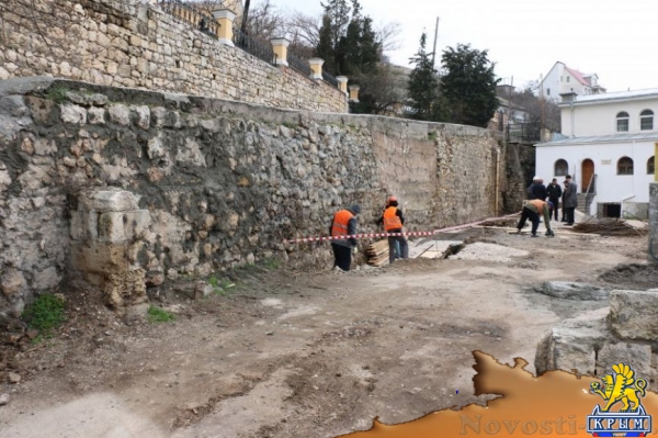 Аварийный участок подпорной стены в Балаклаве привели в порядок (ФОТОФАКТ) - «Симферополь»
