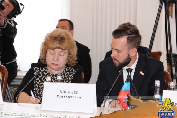 Учрежденная Русской общиной Крыма компания представит интересы нескольких предприятий из ДНР и ЛНР на ЯМЭФ – директор компании (ФОТО) - «Общество Крыма»