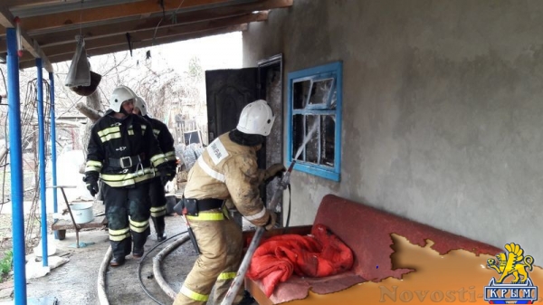 Часть жилого дома обрушилась в Первомайском районе в результате взрыва газового баллона (ФОТО) - «Общество Крыма» Часть жилого дома обрушилась в Первомайском районе в результате взрыва газового баллона (ФОТО) - «Общество Крыма»