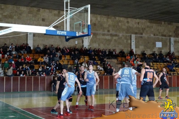 Команда КФУ последней потерпела первое поражение в нынешнем мужском баскетбольном чемпионате Крыма (ФОТО) - «Политика Крыма»