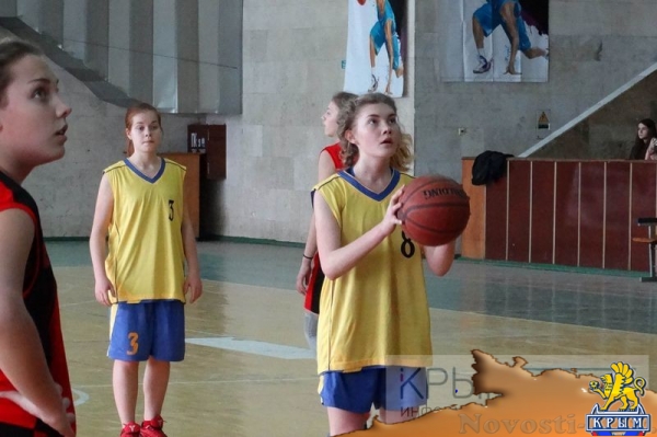 Юноши из Керчи и девушки из Симферополя стали победителями первенства Крыма по баскетболу (ФОТО) - «Политика Крыма»